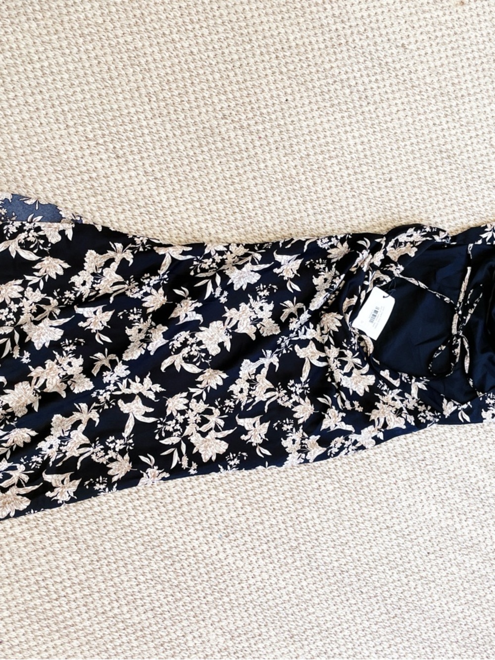 Mable Open Back Floral Midi Dress NWT Size Medium Black Satin Lace-Up Back S - Picture 7 of 12